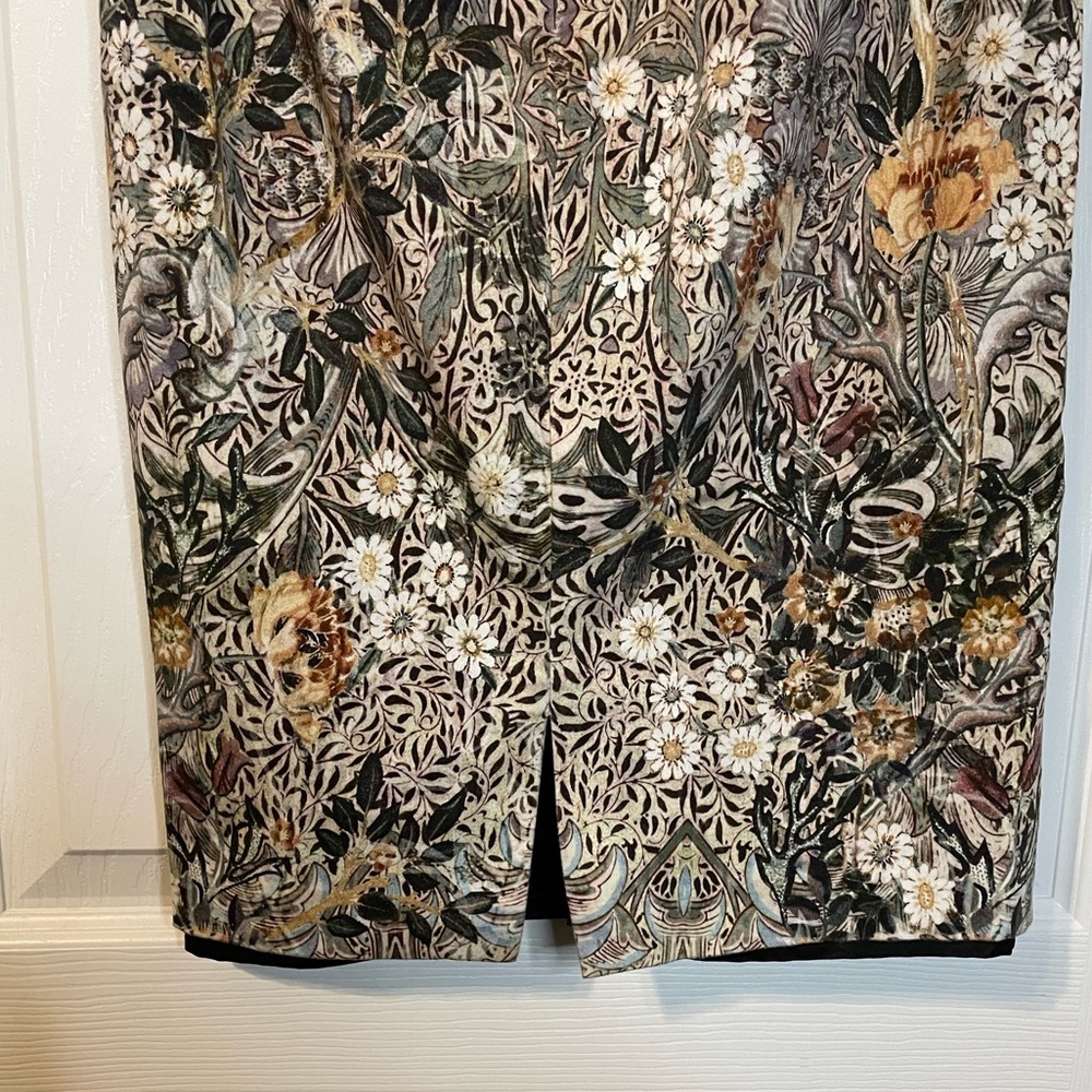 MNG Suit neutral colored floral pattern pencil skirt w/ zipper sz 2 - Picture 7 of 11